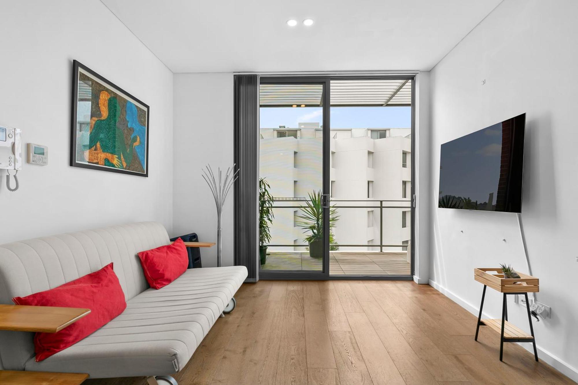 1 Bedroom With Rooftop Terrace-alice72 Self Catering
